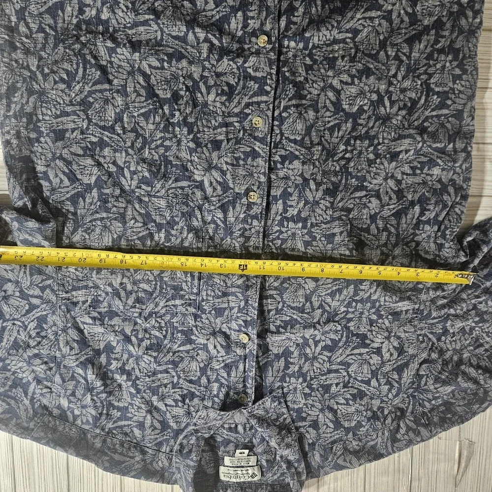 Columbia Shirt Mens Large Blue Floral Hawaiian Short Sleeve‎ Button Front Cotton